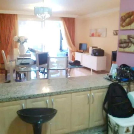 Sea View Oasis: Modern With Pool Apartment *